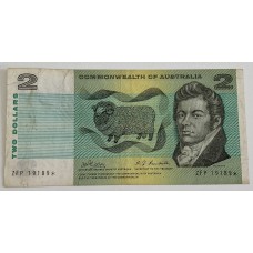 AUSTRALIA 1968 . TWO 2 DOLLARS BANKNOTE . PHILLIPS/RANDALL . STAR NOTE